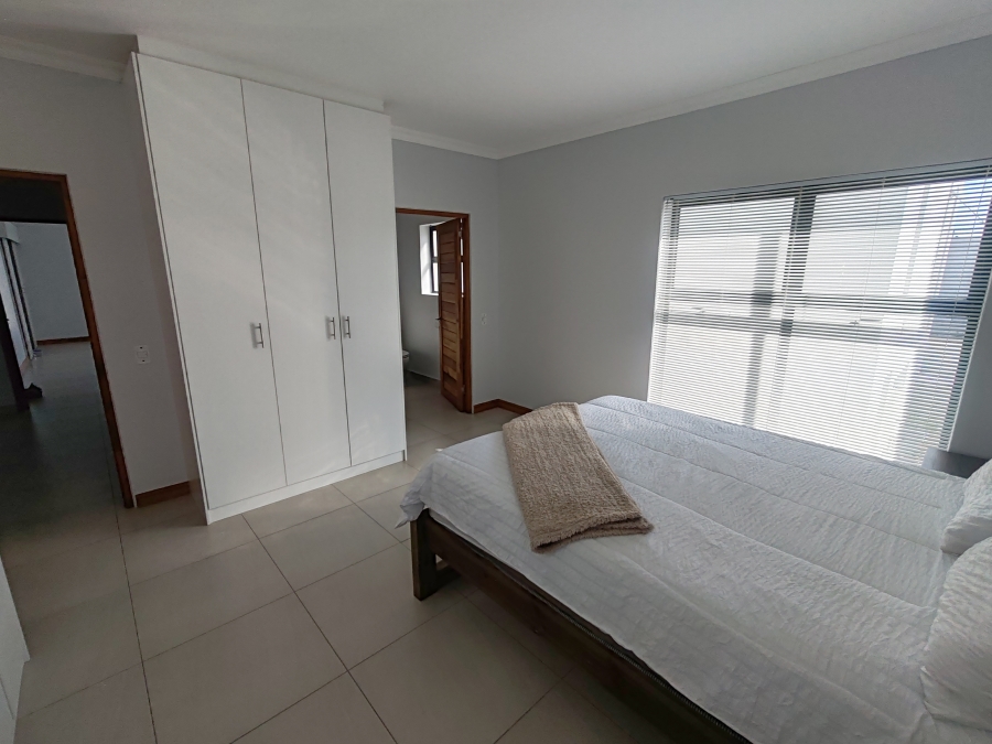 5 Bedroom Property for Sale in Calypso Beach Western Cape